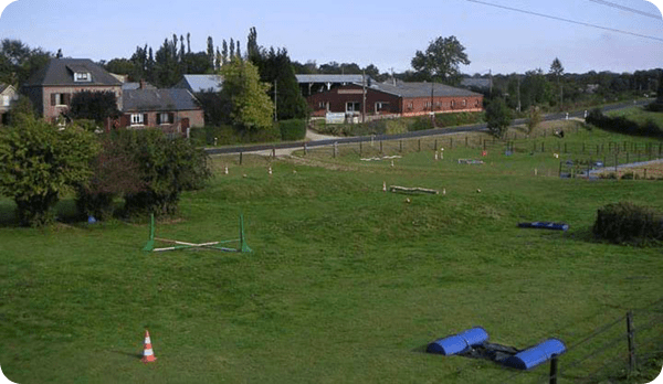 cliquez pour en voir plus P.T.V. de la Ferme équestre de Beaufresne en images